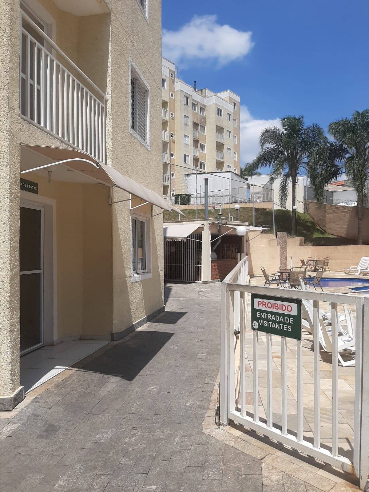 Apto prox centro Apenas 263 mil