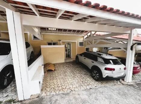 Casa - Cotia 551 mil