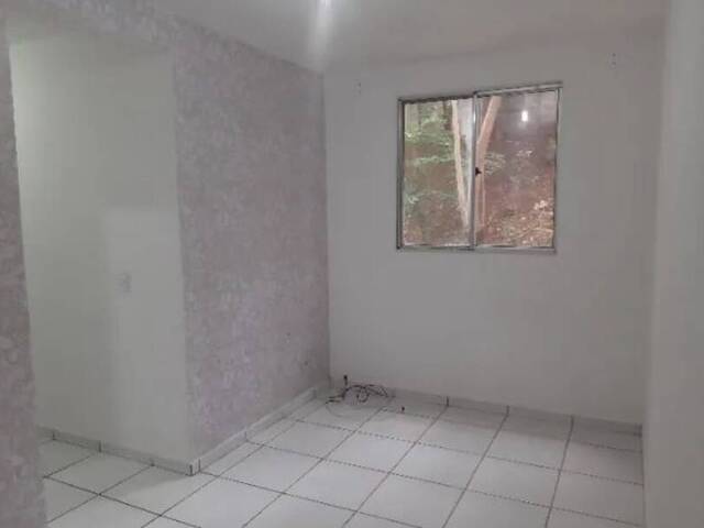 #1468 - Apartamento para Venda em Carapicuíba - SP