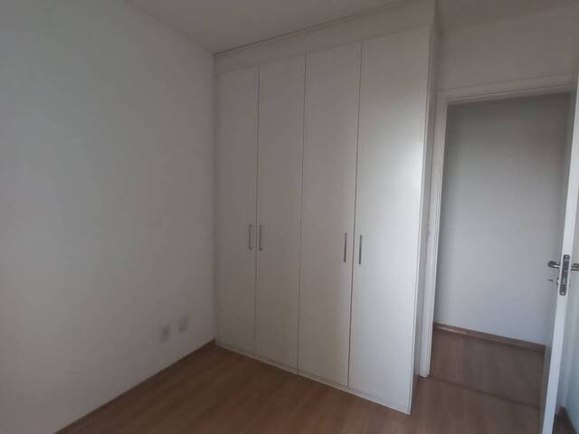 Apartamento para Venda em Carapicuíba - 4