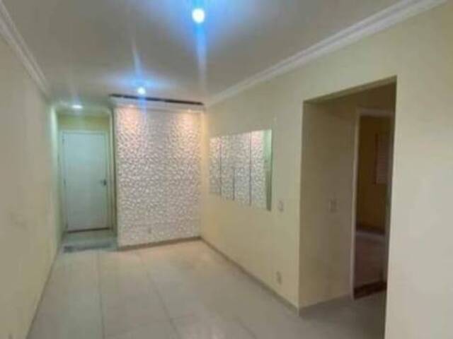 Apartamento para Venda em Carapicuíba - 4