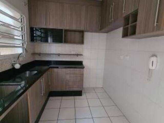 Casa para Venda em Carapicuíba - 4