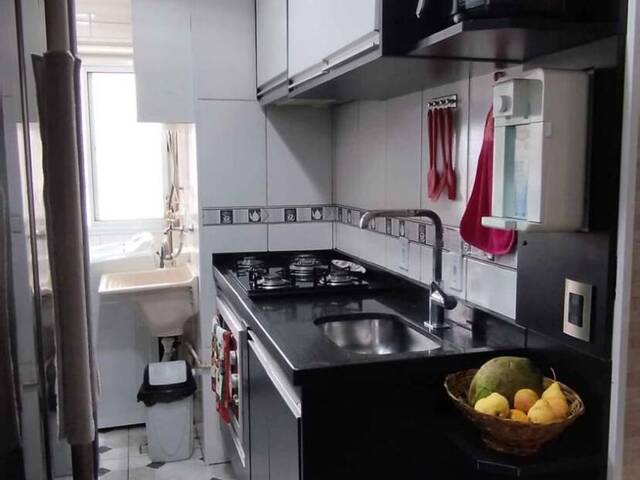 #1529 - Apartamento para Venda em Carapicuíba - SP