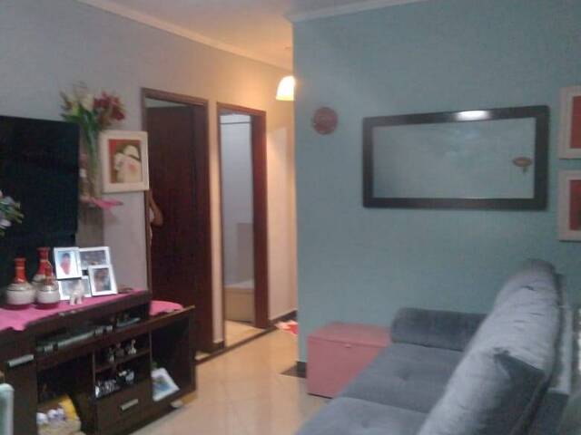 #1551 - Apartamento para Venda em Carapicuíba - SP