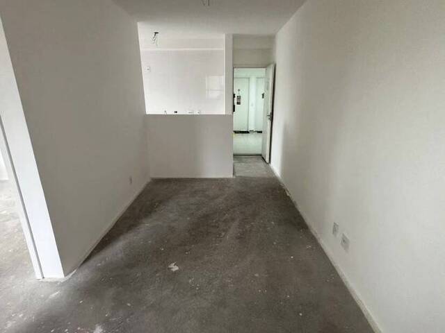 #1617 - Apartamento para Venda em Jandira - SP - 2