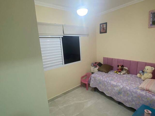 Casa para Venda em Carapicuíba - 5
