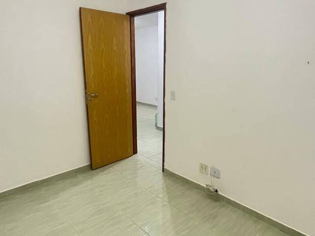 Apartamento para Venda em Cotia - 4