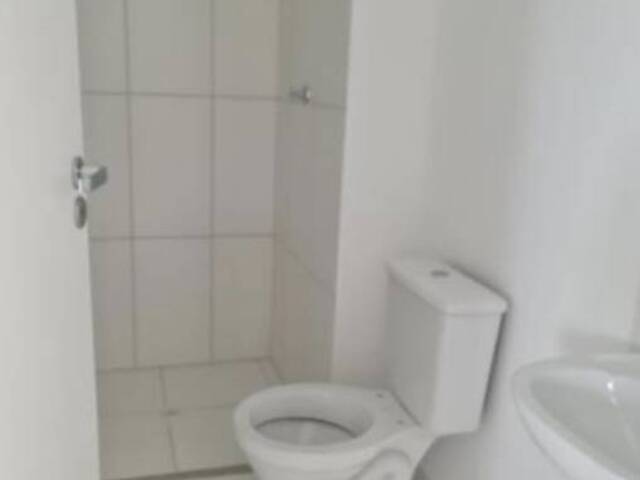 Apartamento para Venda em Carapicuíba - 5