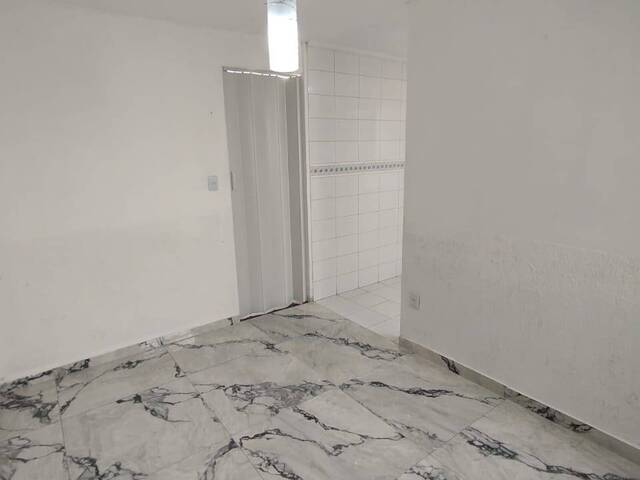 Apartamento para Venda em Carapicuíba - 5