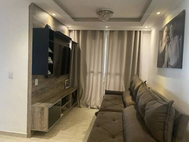 Apartamento para Venda em Carapicuíba - 4