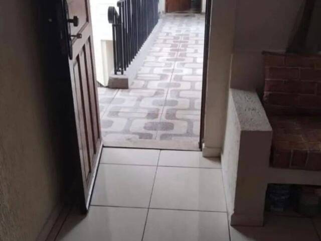 Apartamento para Venda em Carapicuíba - 5