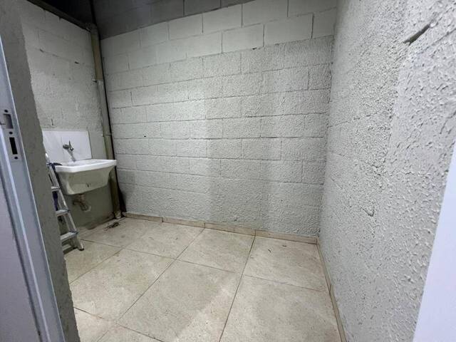 #1859 - Casa para Venda em Cotia - SP - 2