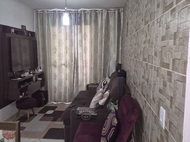 #1893 - Apartamento para Venda em Carapicuíba - SP