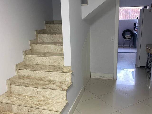 #1909 - Casa para Venda em Jandira - SP - 2