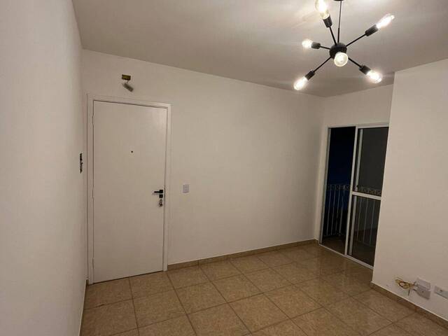 Apartamento para Venda em Carapicuíba - 4
