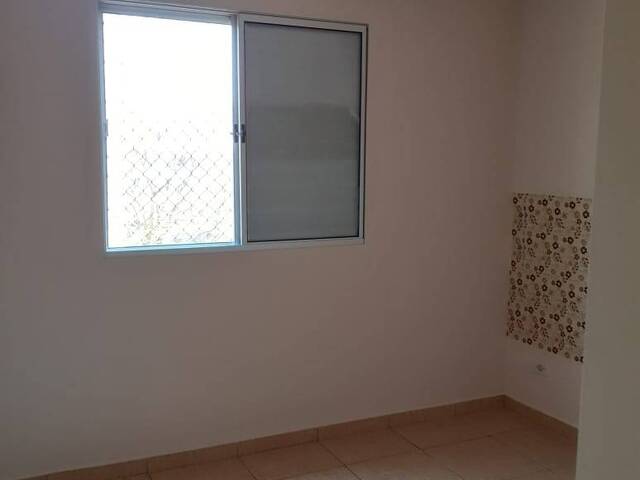Apartamento para Venda em Carapicuíba - 4