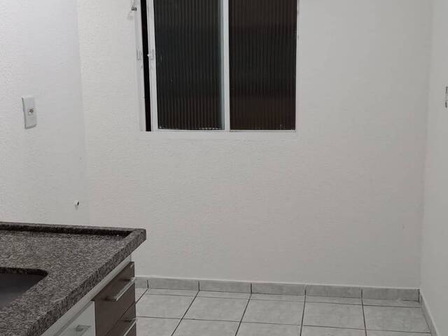 #1989 - Apartamento para Venda em Carapicuíba - SP