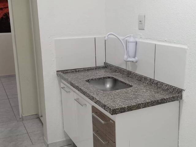 #1989 - Apartamento para Venda em Carapicuíba - SP