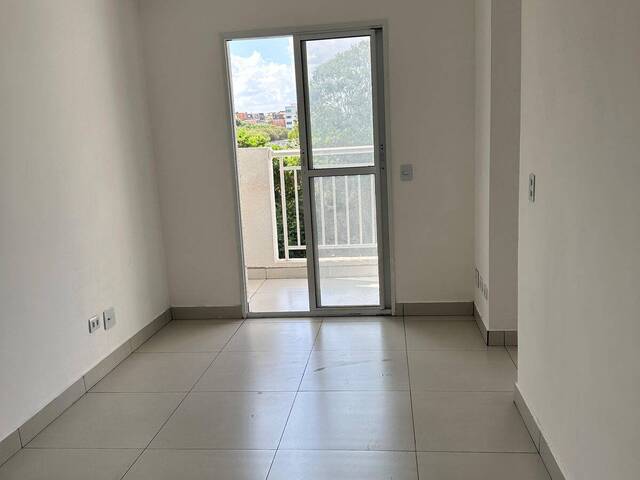 Apartamento para Venda em Carapicuíba - 4