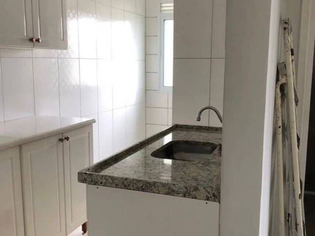 Apartamento para Venda em Carapicuíba - 4