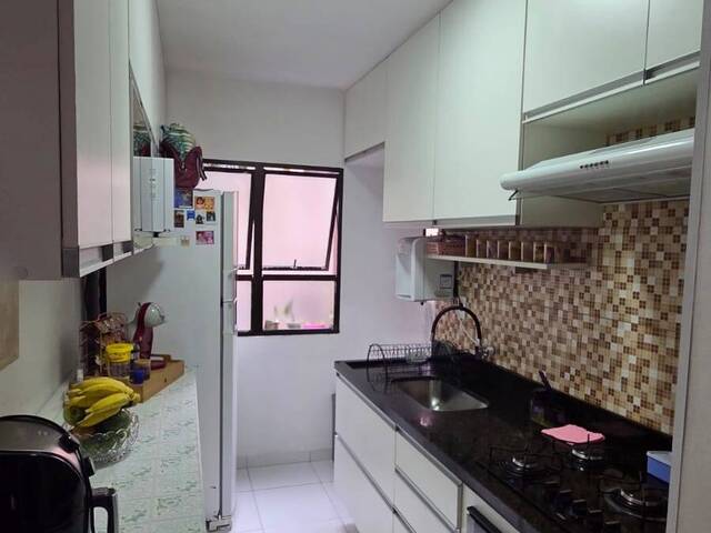 Apartamento para Venda em Carapicuíba - 2