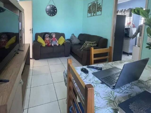 Apartamento para Venda em Carapicuíba - 2