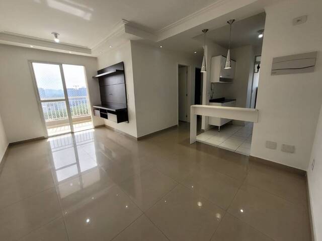 Apartamento para Venda em Carapicuíba - 4