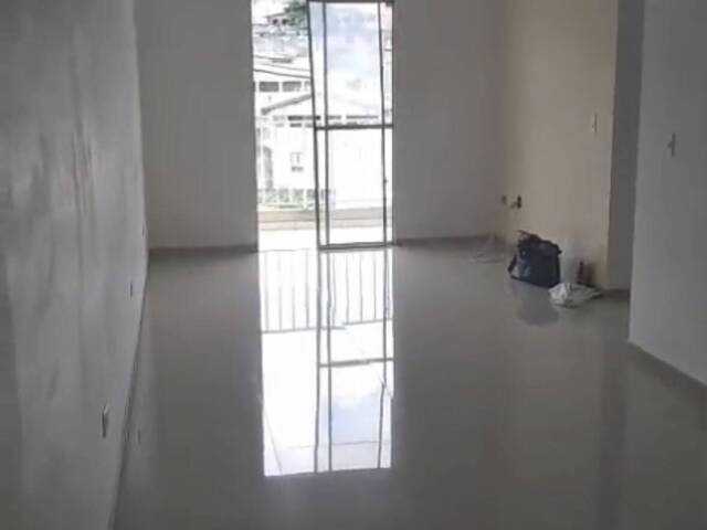 Apartamento para Venda em Jandira - 2